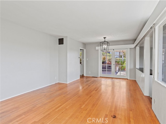 Detail Gallery Image 15 of 61 For 3761 Aguilar St, Los Angeles,  CA 90065 - 4 Beds | 2 Baths