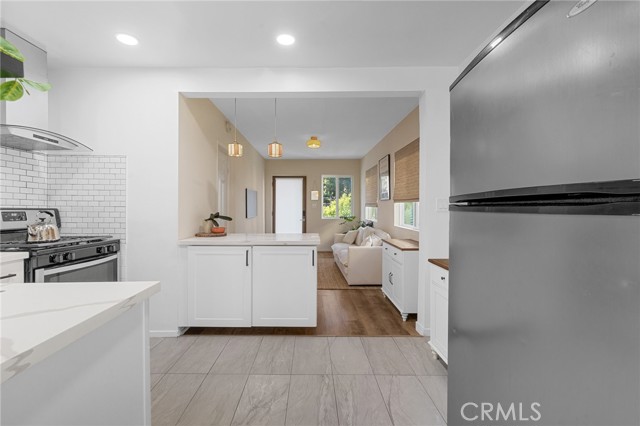 4142 Mercury Avenue, Los Angeles CA: https://media.crmls.org/medias/f481d922-f95a-438c-a39c-e86e4b5695bb.jpg