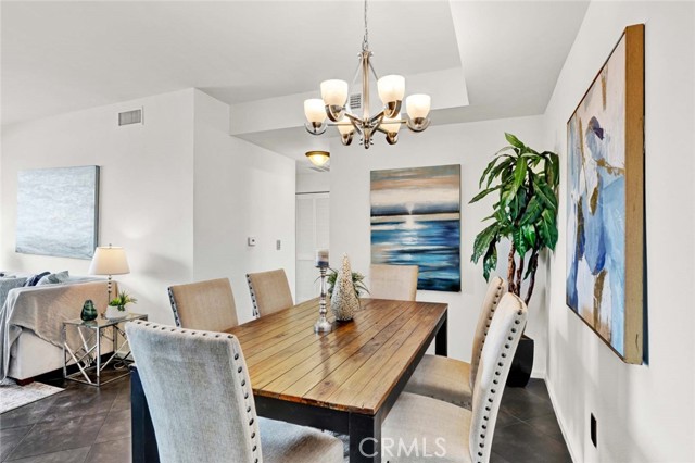 1801 E Katella Avenue, Anaheim CA: https://media.crmls.org/medias/f481dbb1-d1f4-404b-b7d5-110fea8c9540.jpg