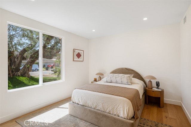 Detail Gallery Image 22 of 54 For 2880 Club House Rd, Costa Mesa,  CA 92626 - 5 Beds | 2/1 Baths