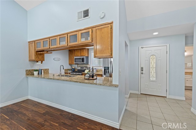 1700 Truman Circle, Placentia CA: https://media.crmls.org/medias/f4834477-b1c4-4397-96ca-c15e488ad84a.jpg