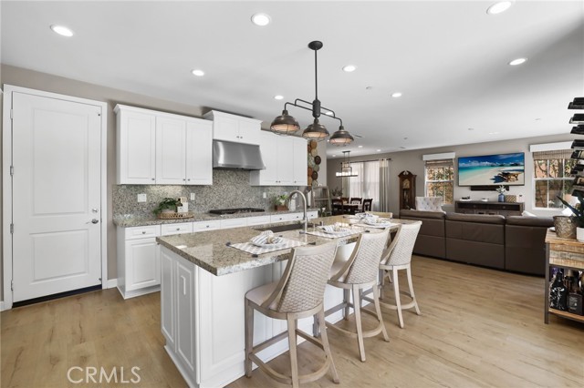 Detail Gallery Image 14 of 48 For 26 Morning Glory, Lake Forest,  CA 92630 - 3 Beds | 3/1 Baths