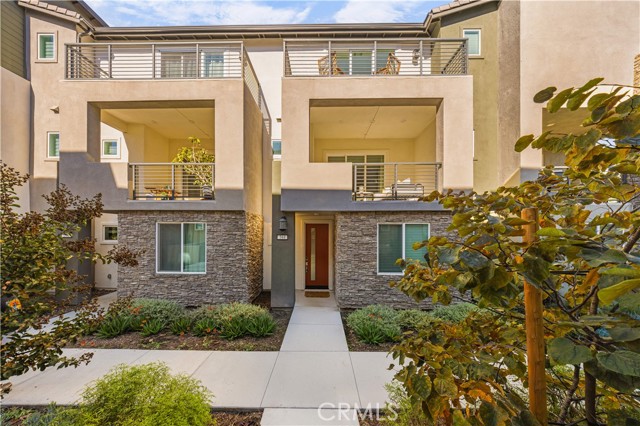 Detail Gallery Image 2 of 54 For 344 Tank, Irvine,  CA 92618 - 3 Beds | 3/1 Baths