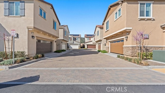 Detail Gallery Image 5 of 30 For 16154 Lozano #7,  Fontana,  CA 92336 - 3 Beds | 2/1 Baths