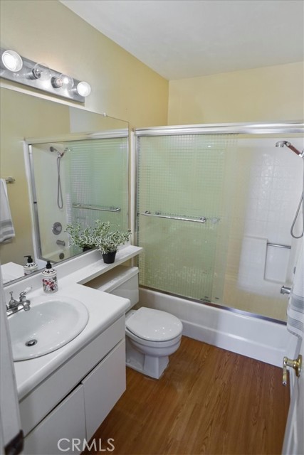 Detail Gallery Image 20 of 24 For 23933 Del Monte Dr #24,  Valencia,  CA 91355 - 2 Beds | 2 Baths