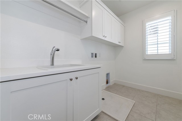 Detail Gallery Image 28 of 40 For 216 Piazza, Irvine,  CA 92602 - 4 Beds | 4 Baths
