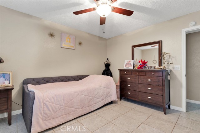 Detail Gallery Image 26 of 36 For 15358 Apple Valley Rd, Apple Valley,  CA 92307 - 3 Beds | 2/1 Baths