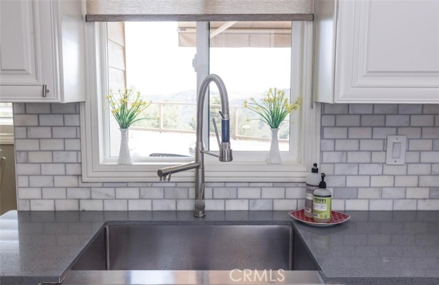 19332 Oakie Doakie, Trabuco Canyon CA: https://media.crmls.org/medias/f4850a58-f4b7-4fe1-9f56-be012dd65180.jpg