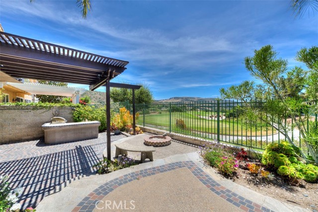 8 Dover, Rancho Santa Margarita CA: https://media.crmls.org/medias/f4856ab6-bc20-440c-ad1c-67888681ddab.jpg