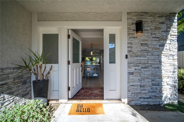 956 Tia Juana, Laguna Beach CA: https://media.crmls.org/medias/f4861712-cf3a-4c8f-97f9-8137449644a0.jpg