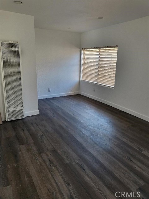 Detail Gallery Image 9 of 10 For 328 326 E 55th, Long Beach,  CA 90805 - 5 Beds | 3 Baths