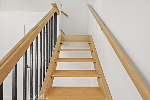 Detail Gallery Image 18 of 49 For 7010 a Lennox Ave a,  Van Nuys,  CA 91405 - 4 Beds | 2 Baths