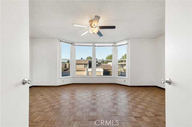 Detail Gallery Image 22 of 45 For 1654 Edgewater Ln, Camarillo,  CA 93010 - 3 Beds | 2/1 Baths