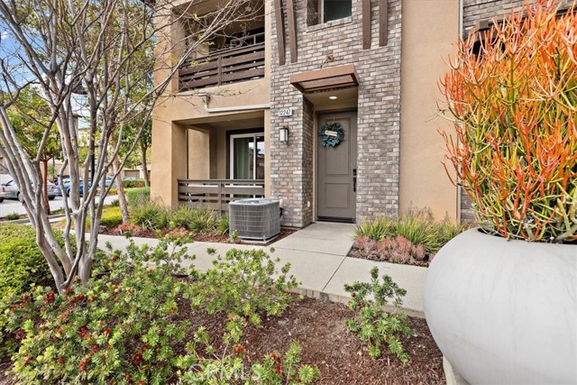 Detail Gallery Image 4 of 38 For 12247 Cielo Dr, Rancho Cucamonga,  CA 91739 - 3 Beds | 3 Baths