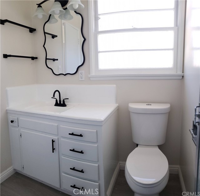 Detail Gallery Image 9 of 11 For 24500 University Ave, Loma Linda,  CA 92354 - 3 Beds | 2 Baths