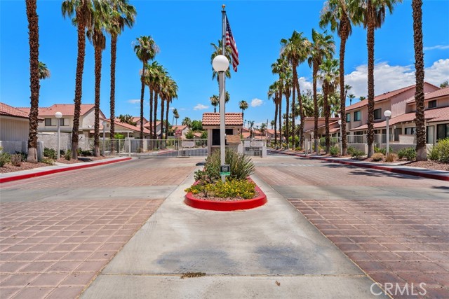 6150 Montecito Drive, Palm Springs CA: https://media.crmls.org/medias/f48a9f8b-d721-4fe1-8790-cf7421f01675.jpg