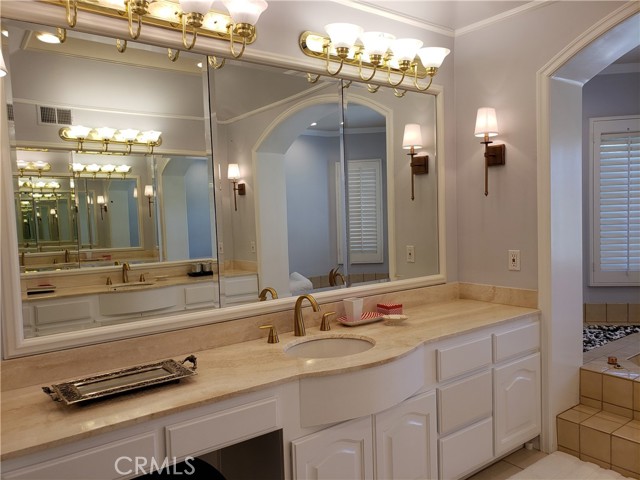 Detail Gallery Image 32 of 45 For 19412 Woodlands Dr, Huntington Beach,  CA 92648 - 4 Beds | 3/1 Baths