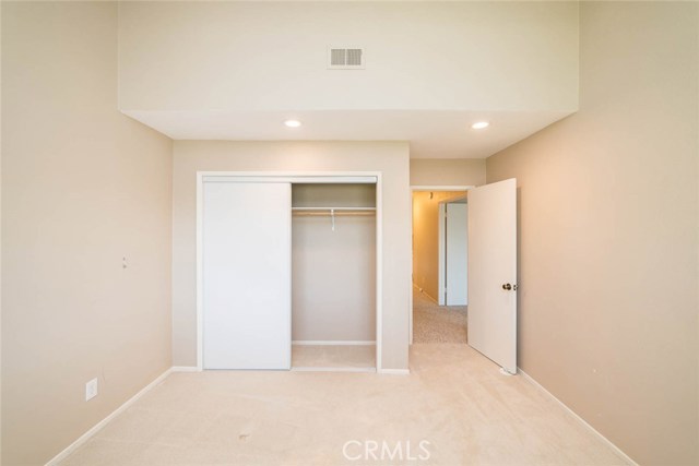 39 Lakeshore, Irvine CA: https://media.crmls.org/medias/f48bbb21-e6b3-473c-aea6-823a2dd8df78.jpg