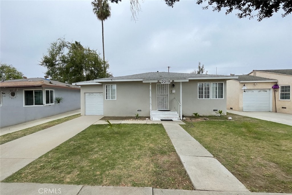 2218 S Towner