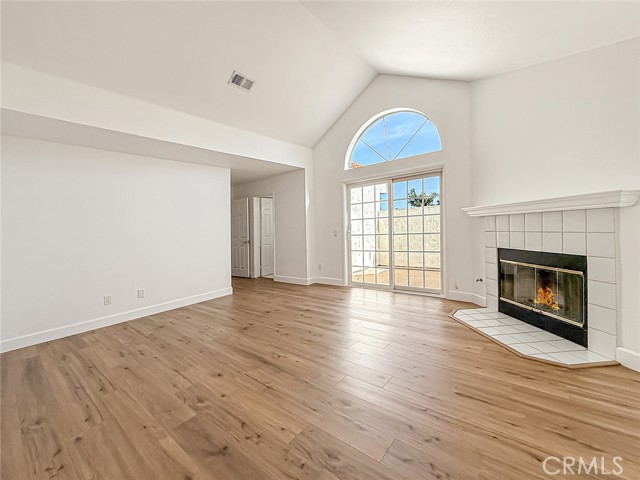 Detail Gallery Image 21 of 34 For 206 Camino Cortina, Camarillo,  CA 93010 - 3 Beds | 3 Baths