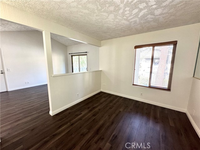 Detail Gallery Image 13 of 24 For 960 E Bonita Ave #108,  Pomona,  CA 91767 - 1 Beds | 1 Baths