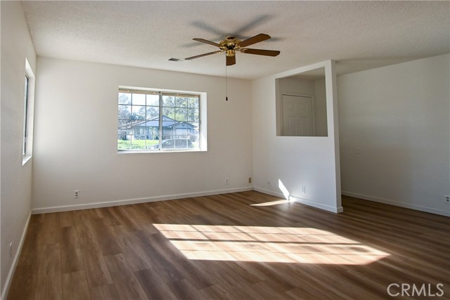 Detail Gallery Image 3 of 21 For 1165 Southgate, Willows,  CA 95988 - 2 Beds | 1 Baths