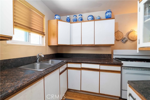Detail Gallery Image 6 of 16 For 2749 E Tyler St, Carson,  CA 90810 - 3 Beds | 1 Baths