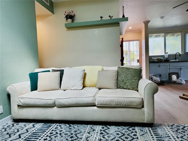 16220 Sigman Street, Hacienda Heights CA: https://media.crmls.org/medias/f4901b18-ba24-4e33-930a-b525d064c831.jpg