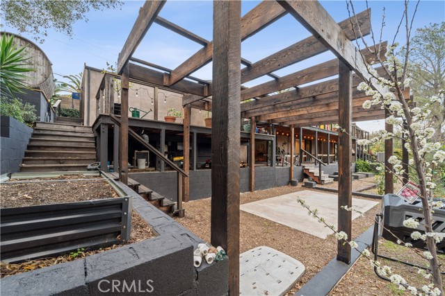 Detail Gallery Image 32 of 56 For 19778 Grand View Dr, Topanga,  CA 90290 - 4 Beds | 4/1 Baths