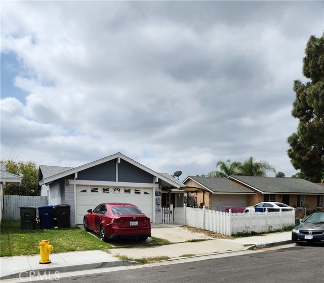 7950 Temecula Pl, Riverside, CA 92503