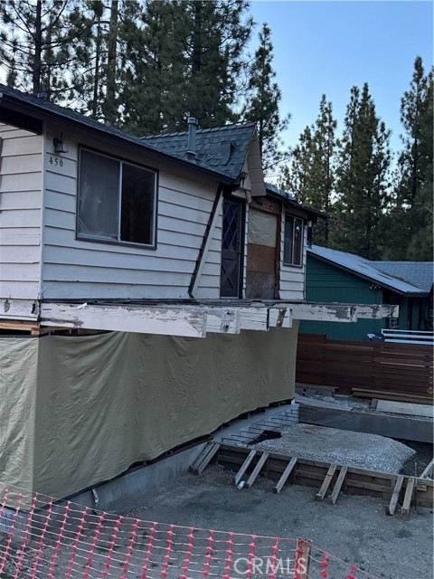 Detail Gallery Image 4 of 12 For 456 Quail Dr, Big Bear Lake,  CA 92315 - 2 Beds | 1 Baths