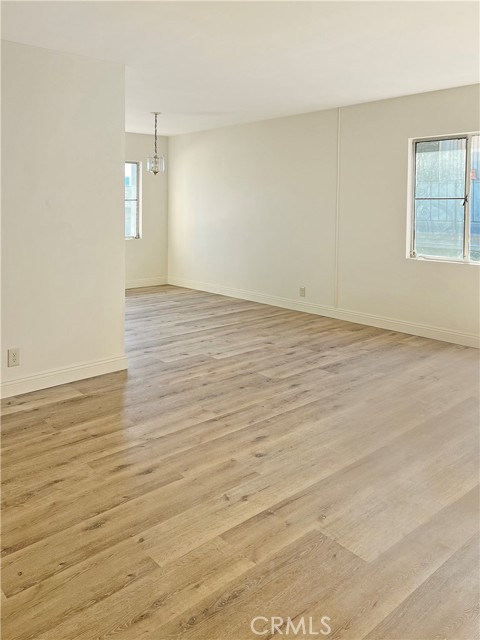 Front Image Thumbnail for CRPF25249323