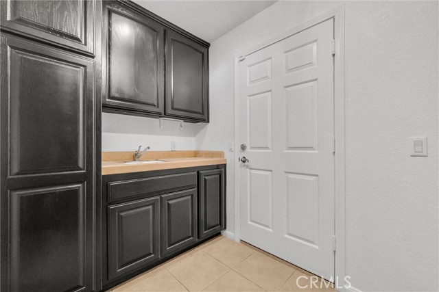 Detail Gallery Image 10 of 34 For 10180 Buffalo Rd, Oak Hills,  CA 92344 - 5 Beds | 4 Baths