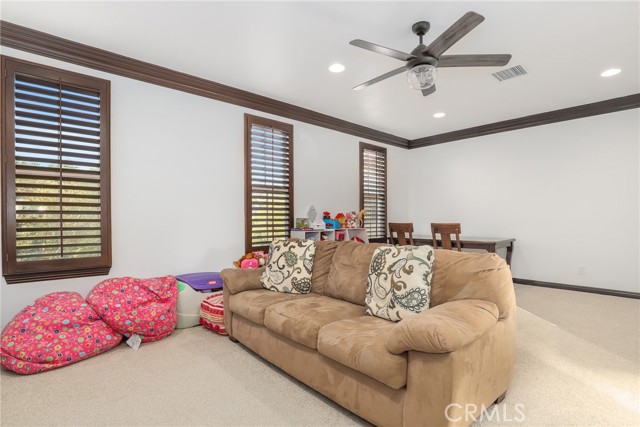 Detail Gallery Image 37 of 75 For 5617 Terra Bella Ln, Camarillo,  CA 93012 - 5 Beds | 5/1 Baths