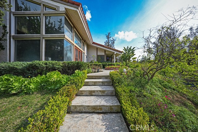 Detail Gallery Image 50 of 60 For 9752 Rangeview Dr, Santa Ana,  CA 92705 - 4 Beds | 3/1 Baths
