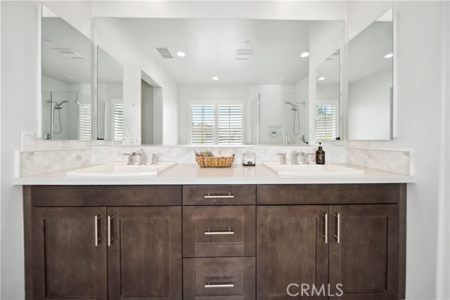 5313 Newbury, Yorba Linda CA: https://media.crmls.org/medias/f492aa9d-efc5-4cc8-85f4-b9b6875e502d.jpg