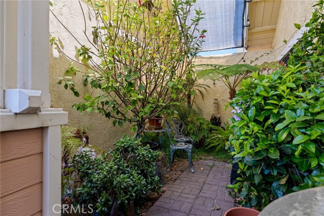 1434 Swallow Court, Santa Maria CA: https://media.crmls.org/medias/f492ae20-1e45-4c98-a14c-eb7636bafa51.jpg