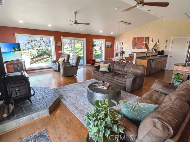 Detail Gallery Image 12 of 37 For 6097 Sherlock Rd, Midpines,  CA 95345 - 3 Beds | 2 Baths