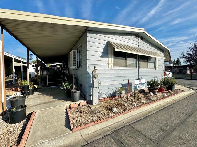 Front Image Thumbnail for CROC26027633