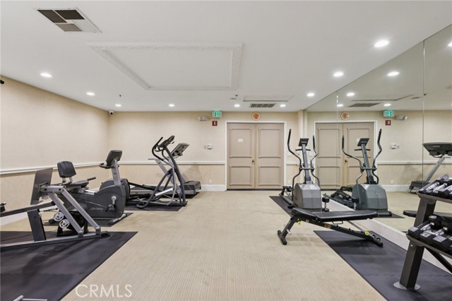 Detail Gallery Image 51 of 67 For 1040 4th #407,  Santa Monica,  CA 90403 - 3 Beds | 3/1 Baths