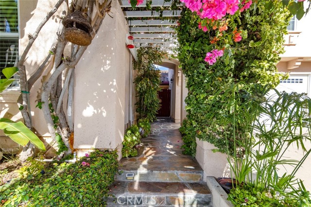 Detail Gallery Image 26 of 57 For 5101 Chateau, Irvine,  CA 92604 - 4 Beds | 3/1 Baths