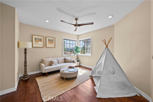 Detail Gallery Image 36 of 60 For 25009 Wintergreen Ct, Stevenson Ranch,  CA 91381 - 4 Beds | 3 Baths