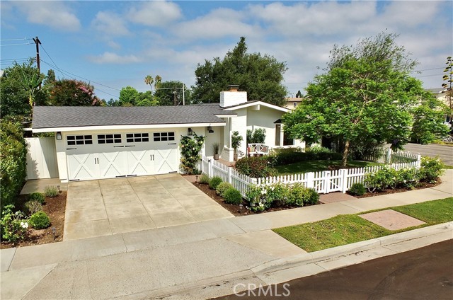 2285 Avalon, Costa Mesa CA: https://media.crmls.org/medias/f494f432-3a2c-4399-b0b4-bfe56fae0bb9.jpg
