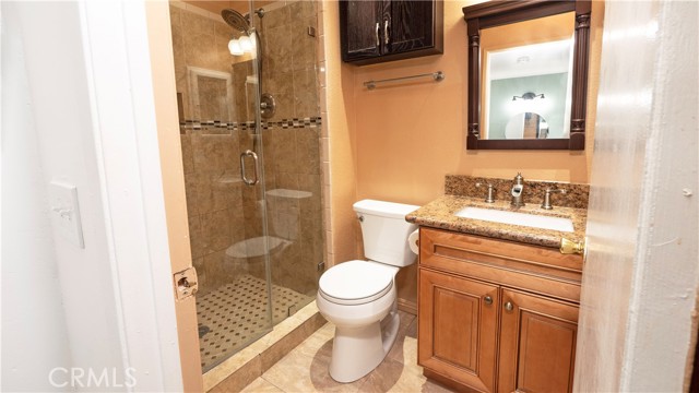 Detail Gallery Image 18 of 33 For 1408 N Elderberry Ave, Ontario,  CA 91762 - 3 Beds | 2/1 Baths