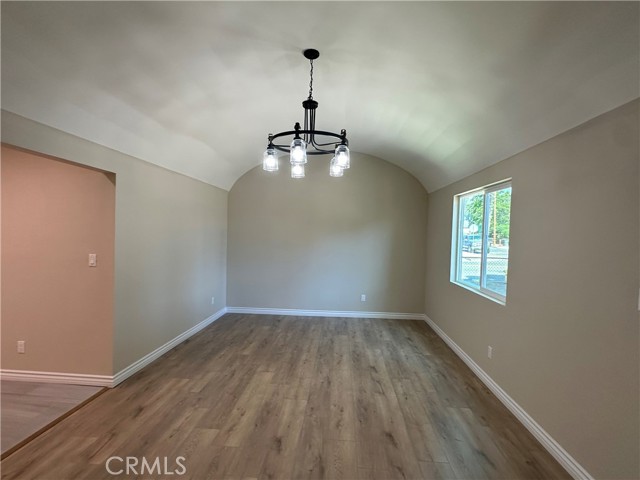 2311 5th Street, Riverside CA: https://media.crmls.org/medias/f49677ef-68a9-41b9-aee8-d79b27843c32.jpg