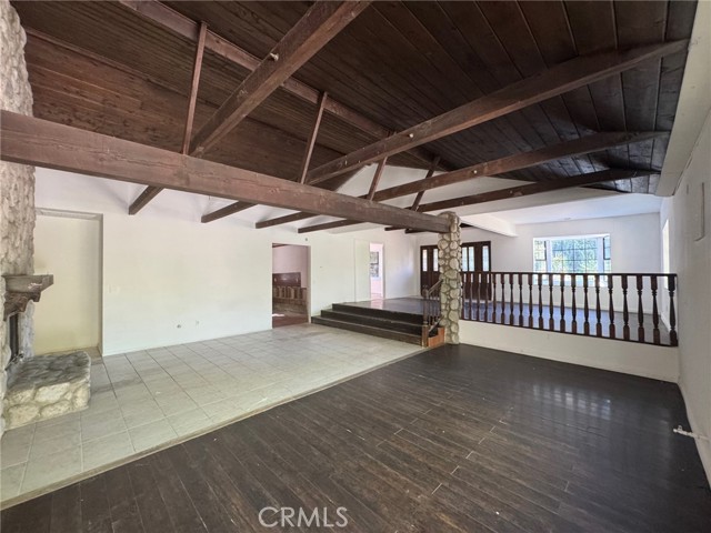 Detail Gallery Image 3 of 43 For 28869 Paradise Rd, Castaic,  CA 91384 - 3 Beds | 2 Baths