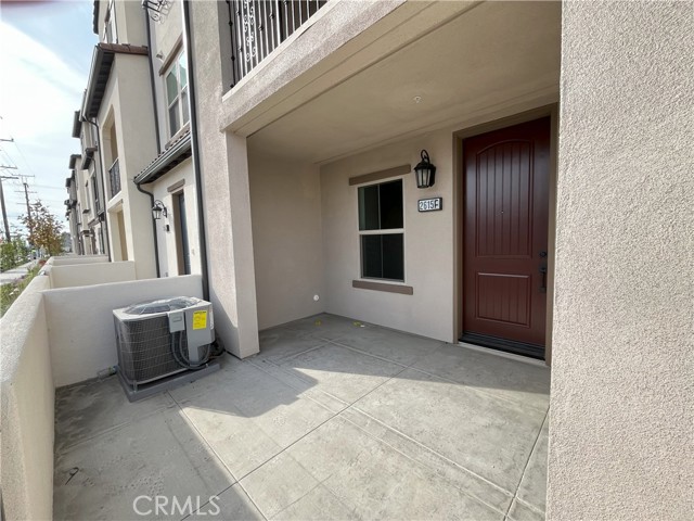 Detail Gallery Image 4 of 20 For 2615 Durfee Ave #F,  El Monte,  CA 91732 - 3 Beds | 3/1 Baths