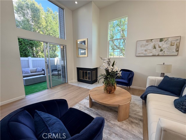 Image 1 for 1925 E Washington  #1