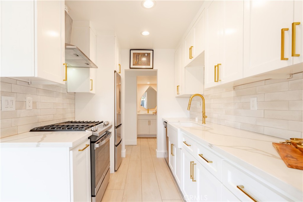 1360 W Lambert Road #101
