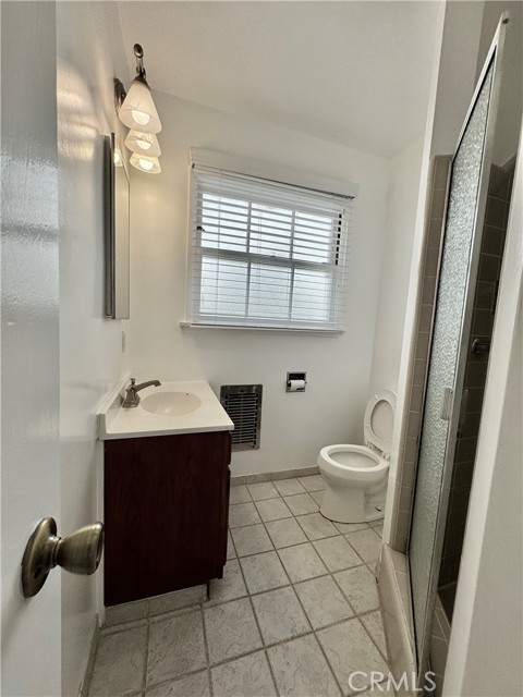 Detail Gallery Image 15 of 19 For 4918 Haskell Ave, Los Angeles,  CA 91436 - 3 Beds | 2 Baths